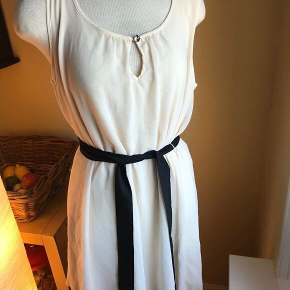 Cream Chiffon Dress with Black Sash - Size Medium - Picture 3 of 8